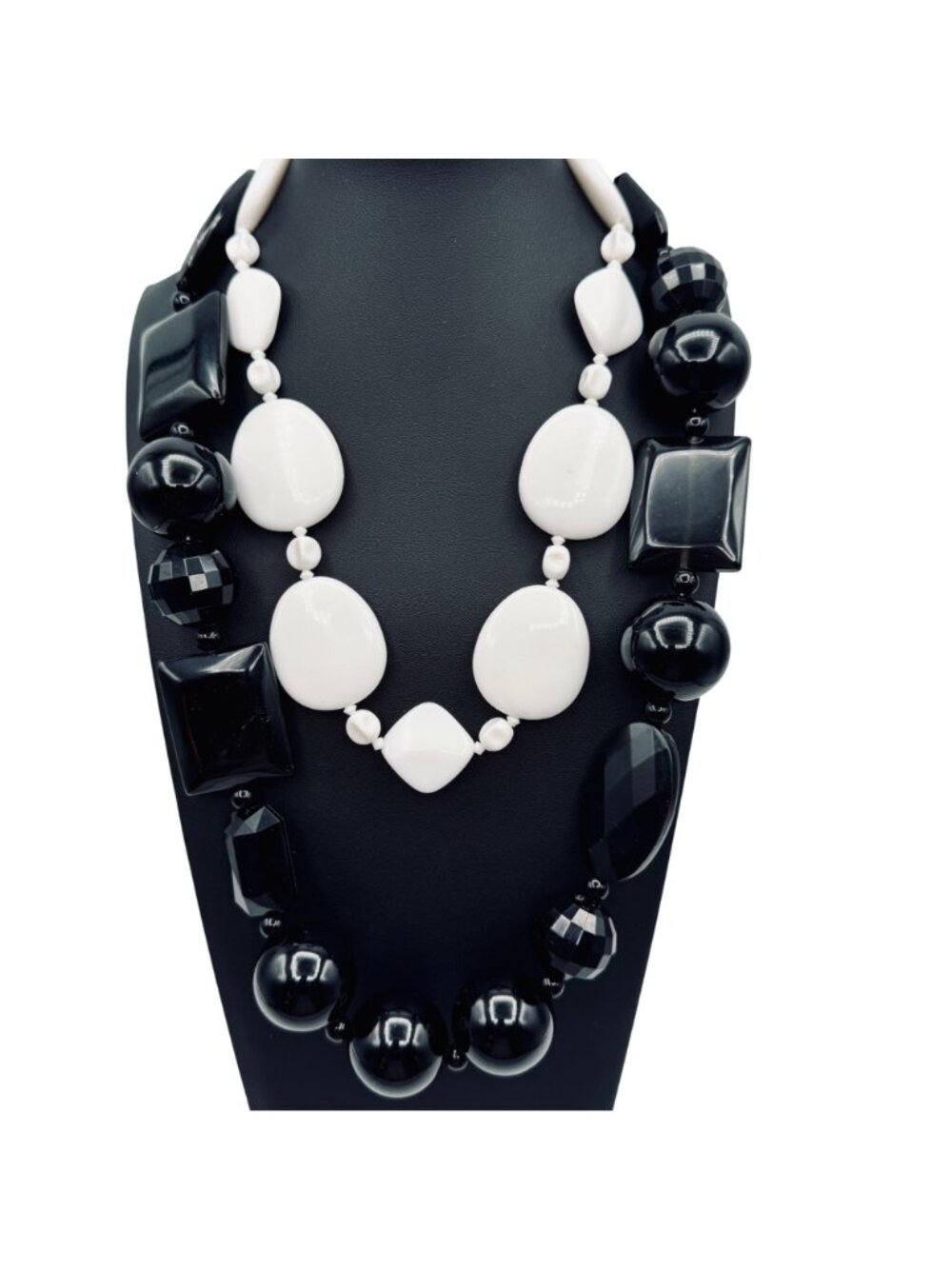 Chunky Black & White Glossy Bead Necklaces Statement Big Bold Acrylic 26" & 18" - Picture 2 of 11